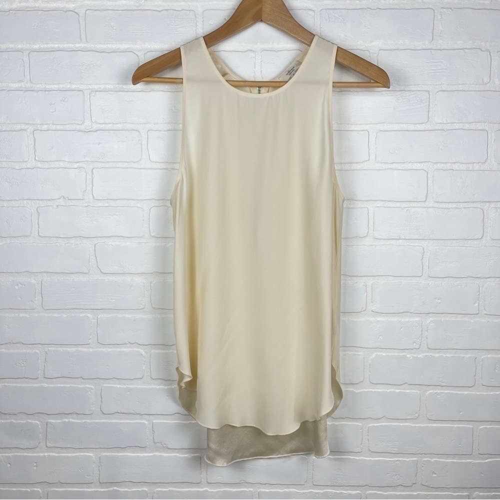 Aritzia Wilfred Cream 100% Silk Sleeveless Blouse hi low hem zipper back small